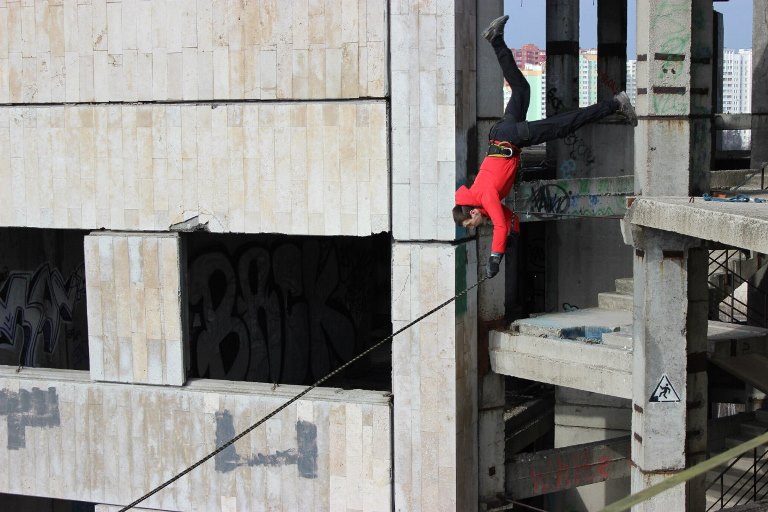 9IB5bBLY560.jpg